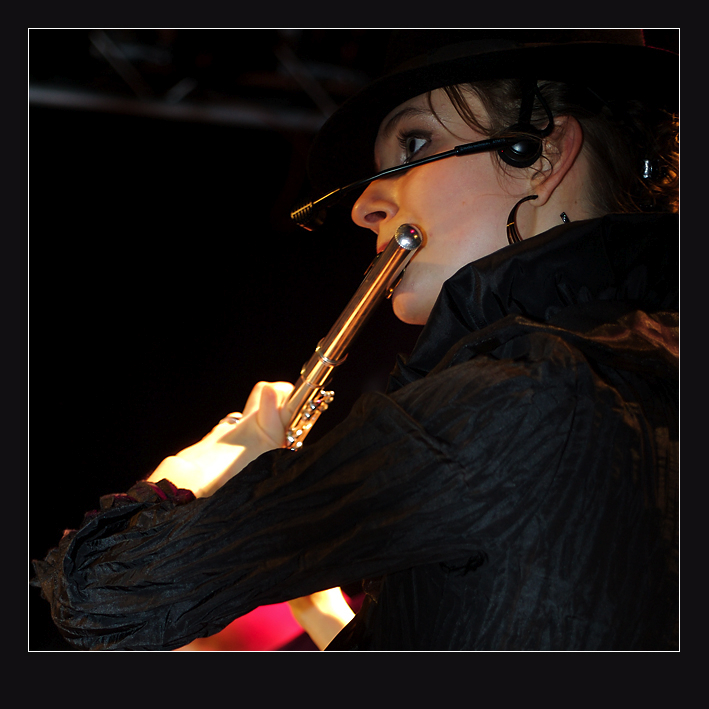 mw-heroes07_F4Y4373.jpg (46 K)